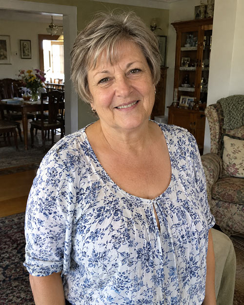 Julie, 60 ans à Paris