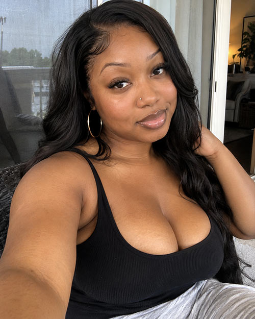 Léna, 32 ans à Paris