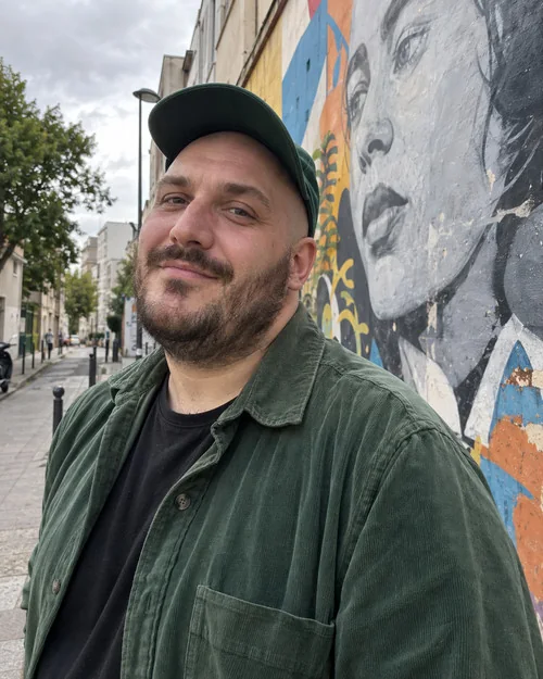Jonathan, 32 ans à Montreuil
