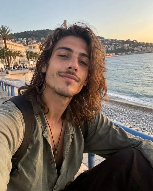 Hugo, 24 ans à Nice