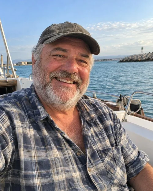 Henri, 67 ans à Nîmes