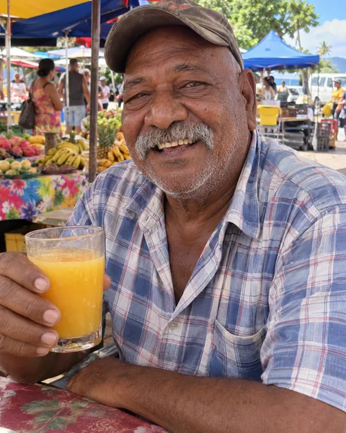 Claude, 70 ans à Saint-Denis (La Réunion)